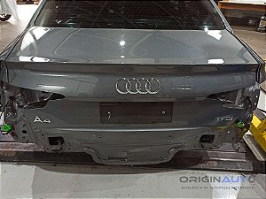Tampa Traseira Audi A4 2.0 B9 2018 8W5827025J