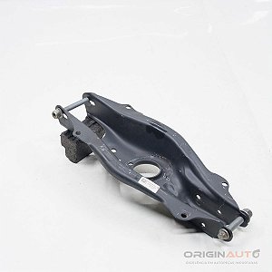 Bandeja Suspensão Tras Esq Mercedes C43 AMG 2018 A2053522000