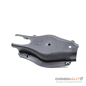 Acabamento Bandeja Traseira Direita Mercedes C180 2012