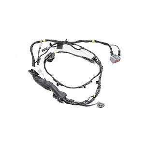 Chicote Tampa Traseira Le Volvo Xc40 Moment T5 2020 32130296