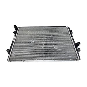 Radiador Água Motor VW Passat B8 Golf GTI Audi A3 2018