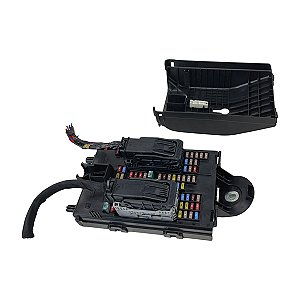 Caixa Fusiveis Interna Volvo XC90 T6 Momentum 2020 31682732