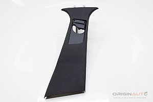 MOLDURA ACABAMENTO COLUNA B DIREITA MERCEDES C200 W205 2019 A2056908003