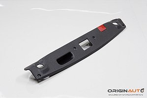 MOLDURA TAMPA PORTA MALA MERCEDES C 180 COUPE W204 2014 A2047580002