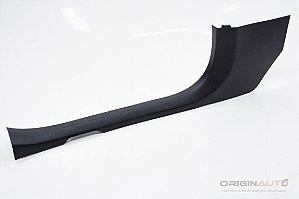 ACABAMENTO SOLEIRA TRASEIRA ESQ MERCEDES C200 W205 2019 A2056860036