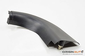 ACABAMENTO SOLEIRA DIANTEIRA DIREITA BMW 320I E46 2001 8189734