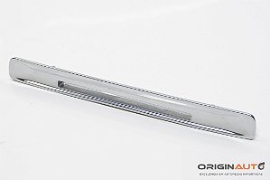 ACABAMENTO CROMADO LEITOR CD VOLVO XC60 T5 R-DESIGN 2015 30755359