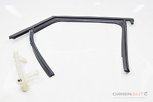 CANALETA VIDRO TRASEIRO DIREITO AUDI Q3 8U 2.0 180CV QUATTRO 2016 8U0839440