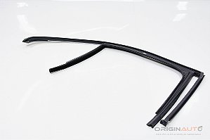 CANALETA EXTERNA PORTA TRASEIRA ESQUERDA MERCEDES C200 W205 2019