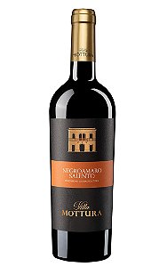 Vinho Tinto Orgânico Italiano Negroamaro Salento IGT Villa Mottura