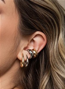 Piercing Fake Detalhe Bolinhas Banho de Ouro