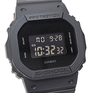 Relógio Casio Feminino Digital G Shock Preto GMD-S5610BB-1DR