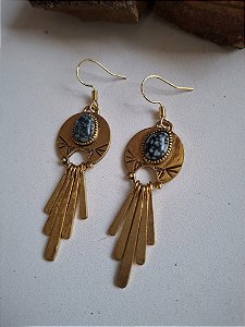 Brincos vintage com detalhes em azul