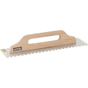 Desempenadeira de aço dentada com cabo de madeira 120mm x 480mm VONDER