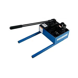 Bomba Hidráulica Manual Dupla Ação 700 Bar Cap. Óleo de 4,5 L BD4500 Bovenau