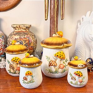 Antigo conjunto Merry Mushroom Cookie Jar