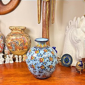 Antigo vaso em faiança portuguesa de Alcobaça