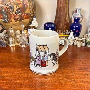 Antiga caneca em porcelana Mauá (1937/1968).