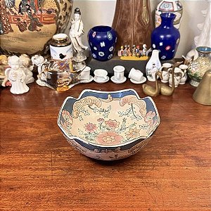 Tigela em porcelana chinesa Macau