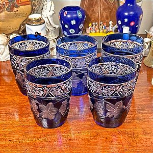 Conjunto clássico de 5 copos Doble cristal azul