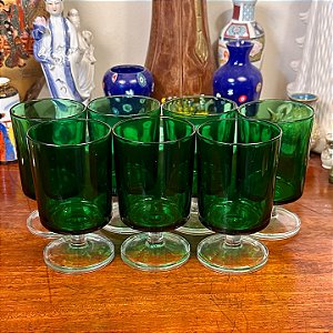 Conjunto com 7 antigas taças francesas Luminarc