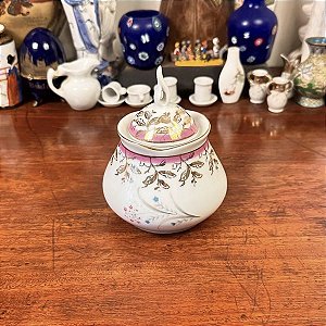 Açucareiro em antiga porcelana Real bordô.