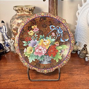 Antigo prato decorativo oriental em Cloisonné.