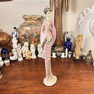 Estatueta Gueixa em resina italiana Santini.