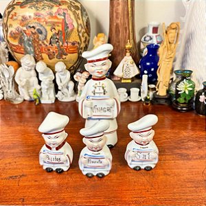 Conjunto galheteiro figuras orientais