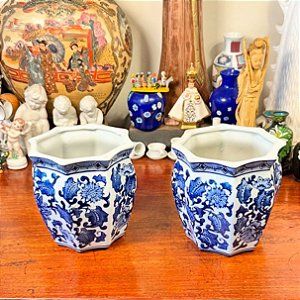 Cachepot em cerâmica chinesa. (Cada)