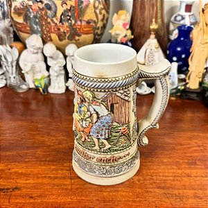 Antiga caneca Ceramarte.
