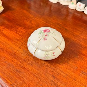 Porta-joias em porcelana São Caetano.