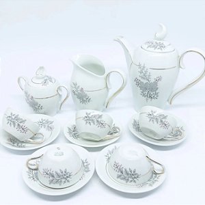 Conjunto para café em porcelana Schmidt.