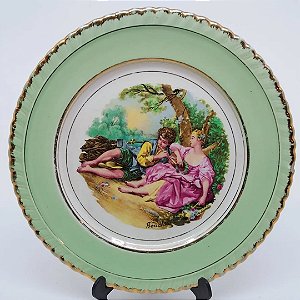 Antigo prato em porcelana Nadir.