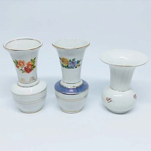 Vasinho em porcelana.