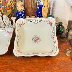 Saladeira polonesa em porcelana KPM.