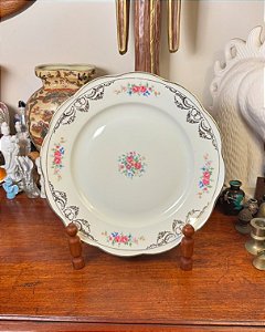 Grandioso prato em porcelana KPM.