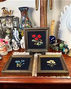 Belo e antigo quadro em tapeçaria.