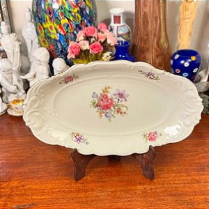 Travessa funda em antiga porcelana KPM.