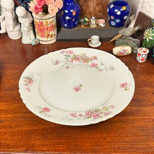Doceira em porcelana francesa de Limoges.