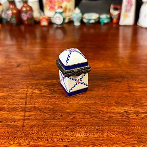 Caixinha em porcelana Art.