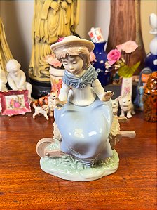 Escultura em porcelana esmaltada Lladró.