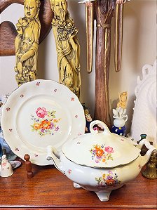 Sopeira com presentoir, porcelana Königszelt.
