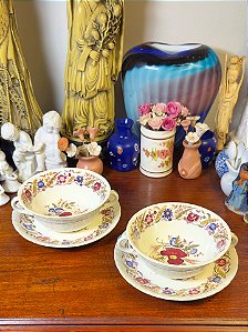 Consommé inglês Wedgwood, Padrão Cornflowe.