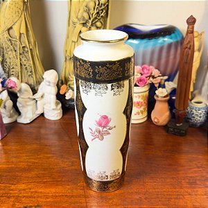 Vaso antigo porcelana São Caetano.