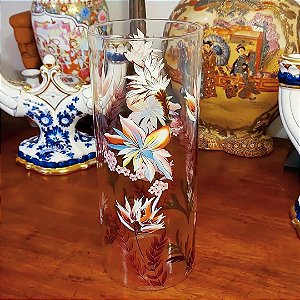 Belíssimo vaso pra flores em cristal.