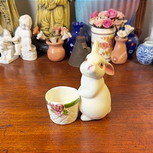 Antigo Porta Ovos Avon.