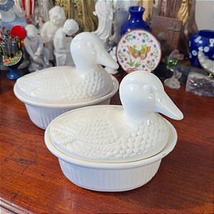 Par de Travessas com Tampa de Pato.