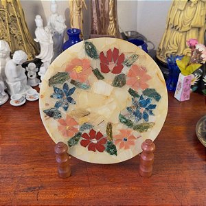 Prato Decorativo em Mosaico de Pedras Naturais.