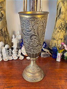 Antigo vaso floreira Troféu.